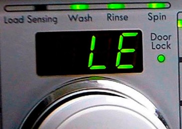 Какво означава грешката LE в пералня LG?