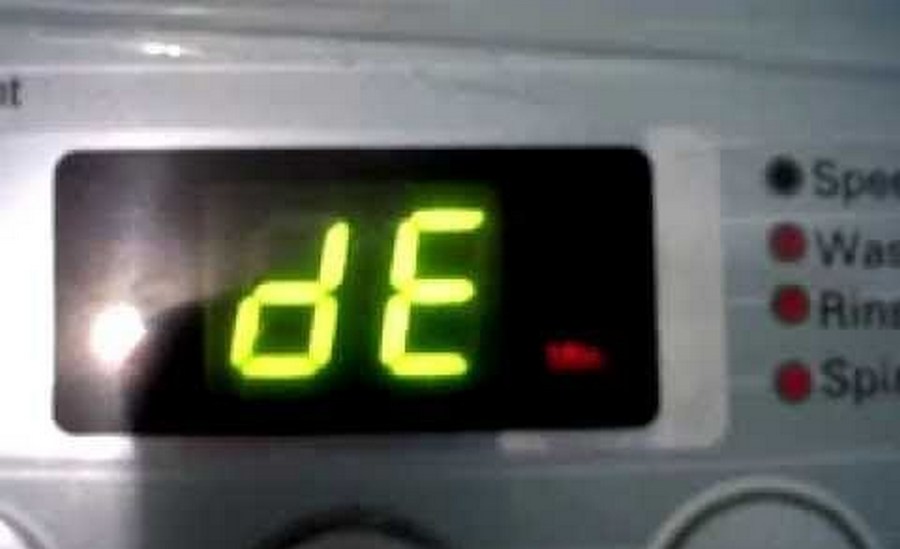 Код на грешка dE на перални машини LG