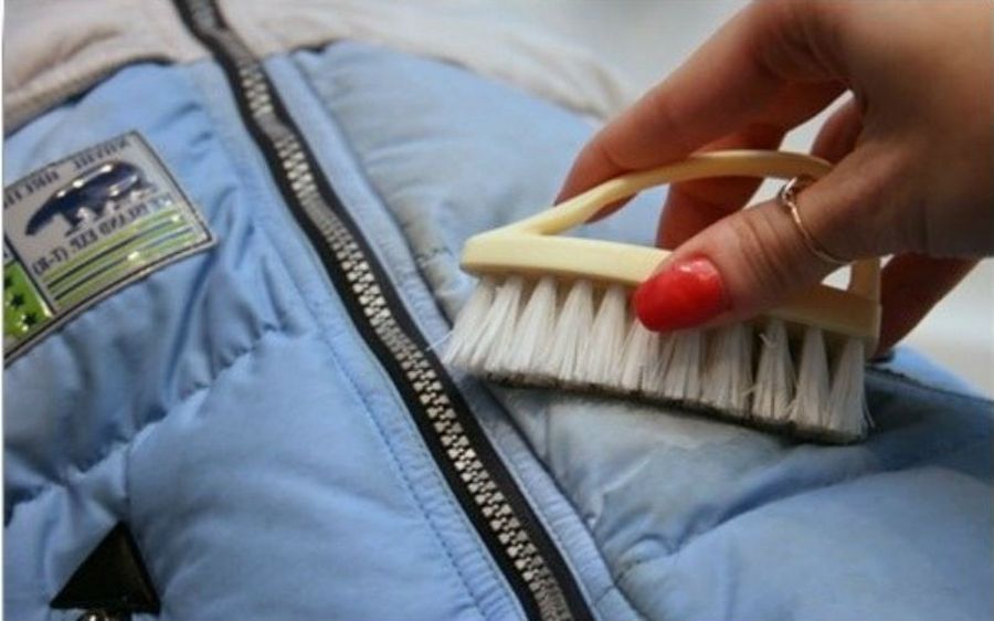 Почистване на петна