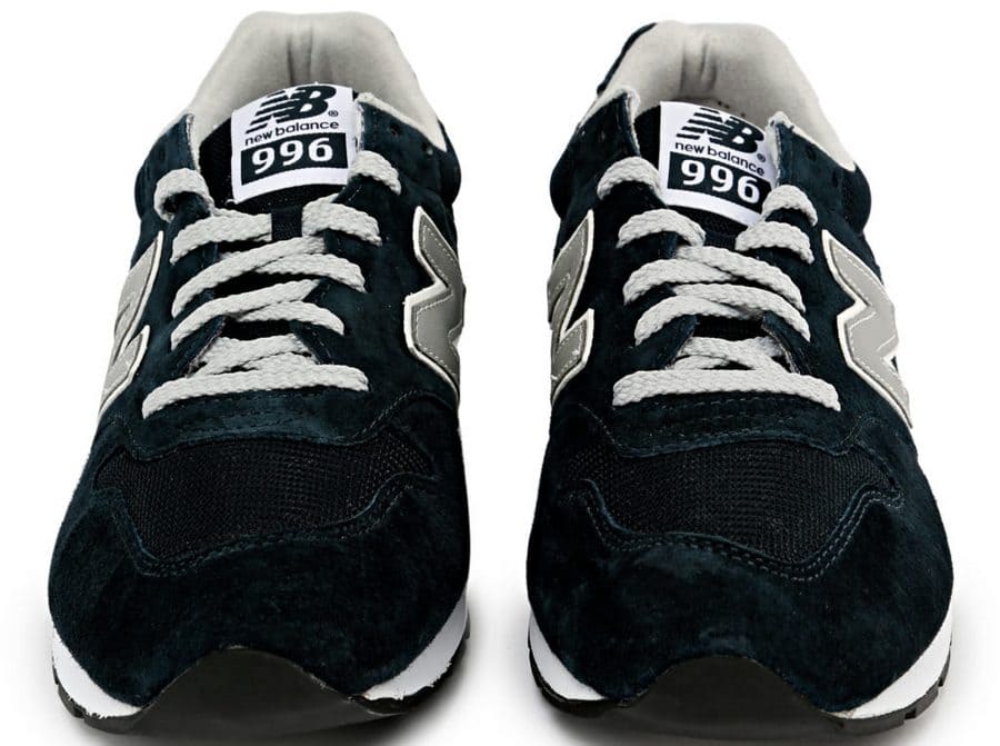 Как правилно да перете модели от велур