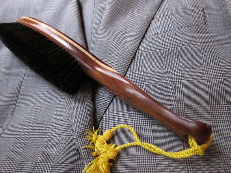 Почистване на отделни части на якето