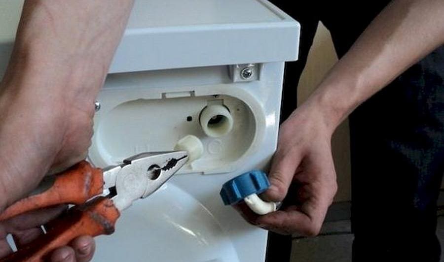 <iframe width="560" height="315" src="https://www.youtube.com/embed/xkEJbrcWIFU?rel=0" frameborder="0" allow="autoplay; encrypted-media" allowfullscreen></iframe>