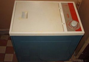 Пералня Еврика полуавтоматична