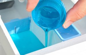 Как да използвате гел за пералня