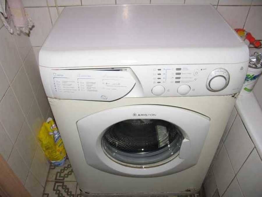 Машина Аристон