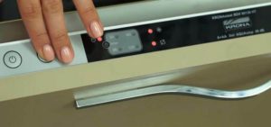 Грешка E1 в съдомиялната Krona