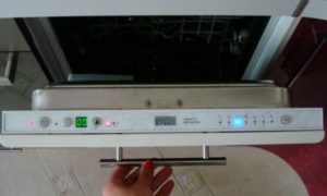 Грешка E3 в съдомиялната Krona