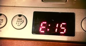 Грешка E15 в съдомиялна машина Siemens