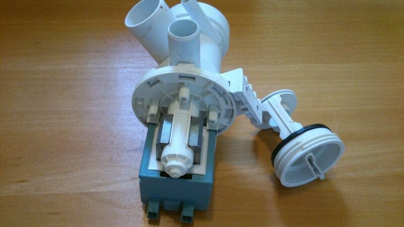 водна помпа