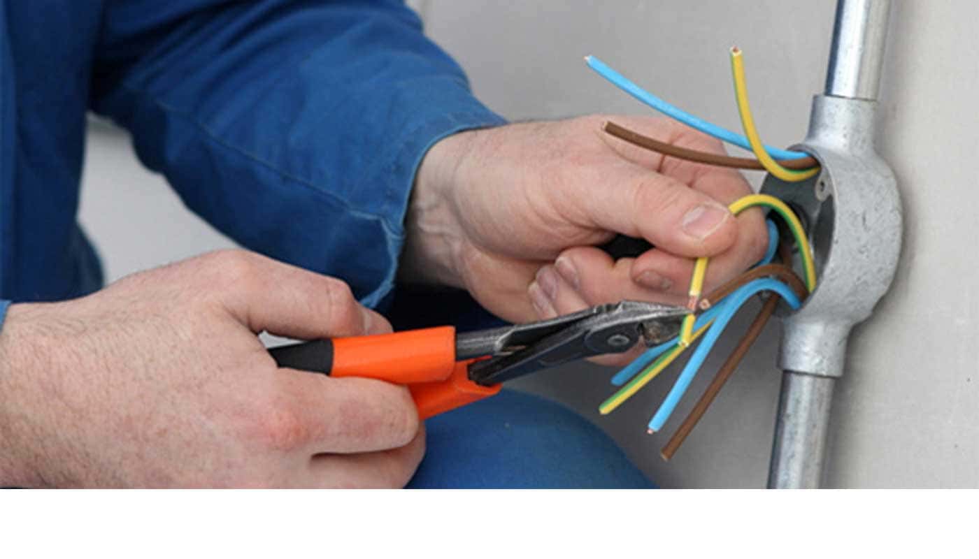 Работа по полагане на проводници