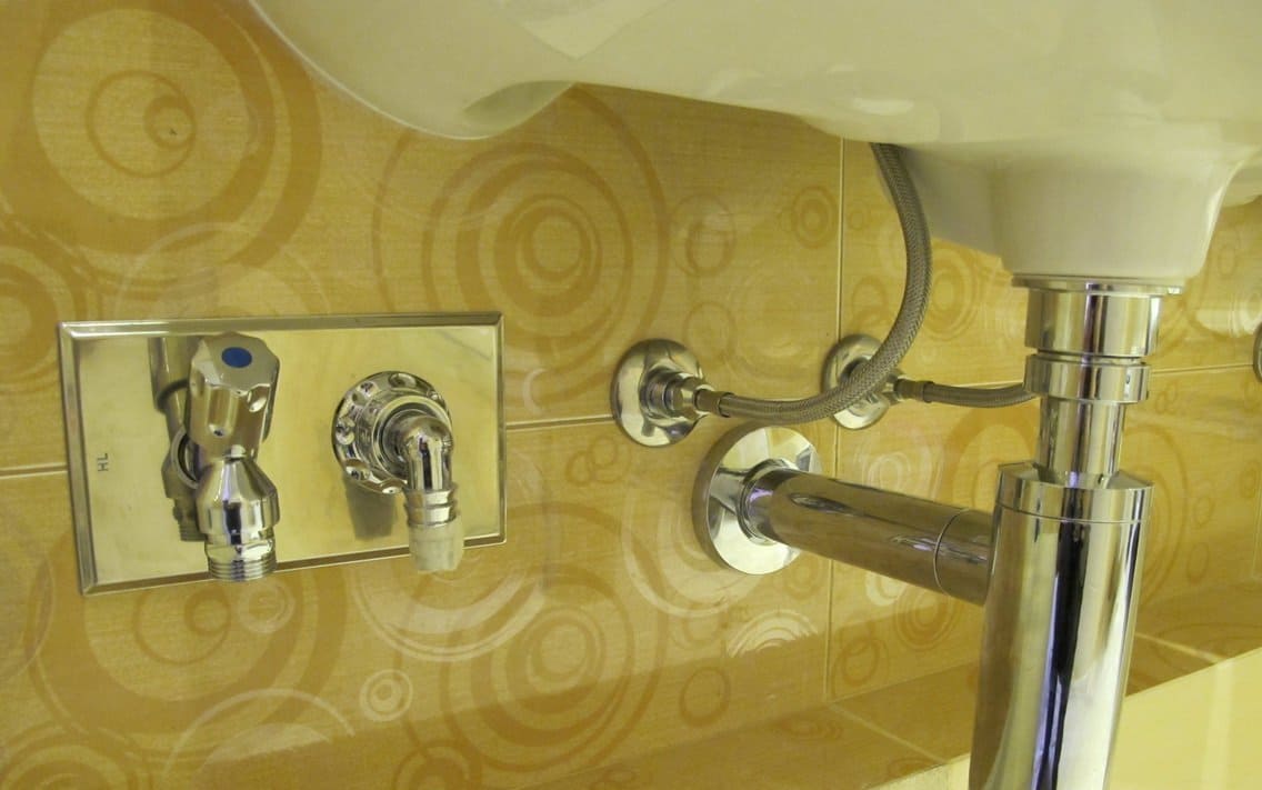 контакти за вода за пералня